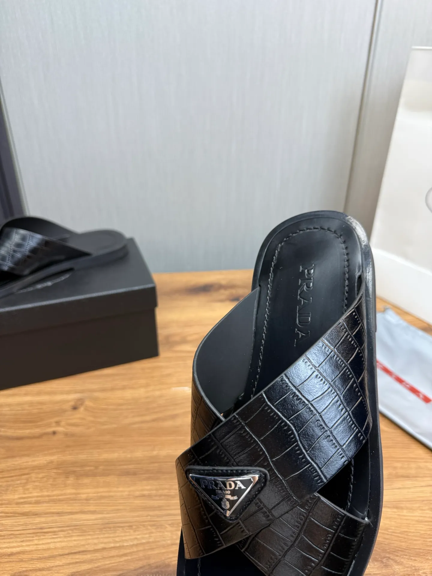 Factory price 340💰 ＰＲＡＤＡPrada - popular men's slippers hot sale 🔥 🩴Official website one to one production 38-45 sizes 45 46 🉑️Customized!